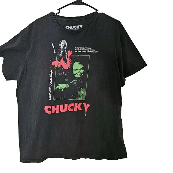 Chucky Horror T-Shirt Child’s Play 'Look Who's Stalking' Black Movie Tee - Picture 1 of 5